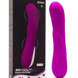 Pretty Love Giles